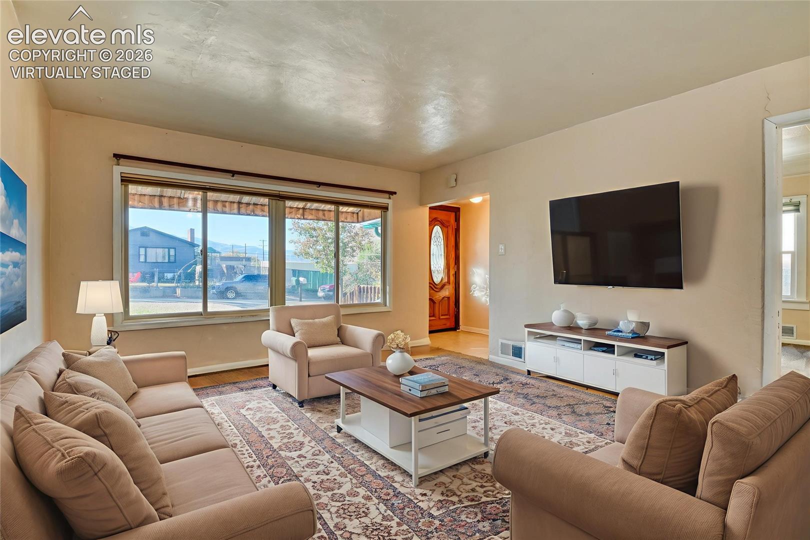 27 Bonfoy Ave, Colorado Springs, CO 80909 photo