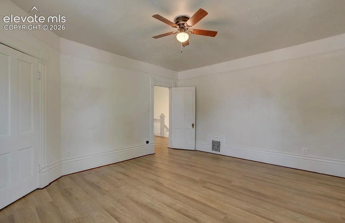 Upper level unit