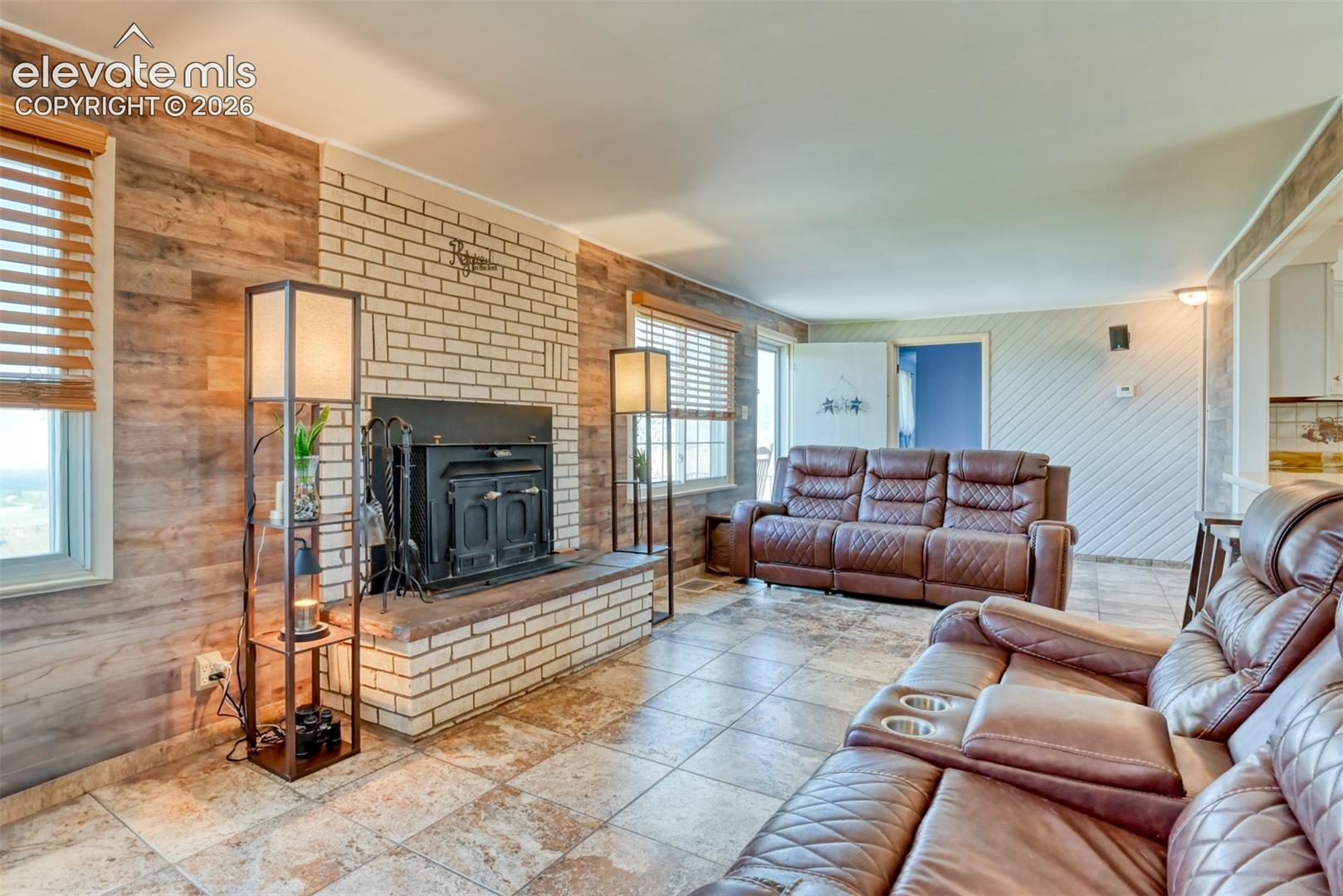 Photo 9 of 10970 Garrett Road, Peyton