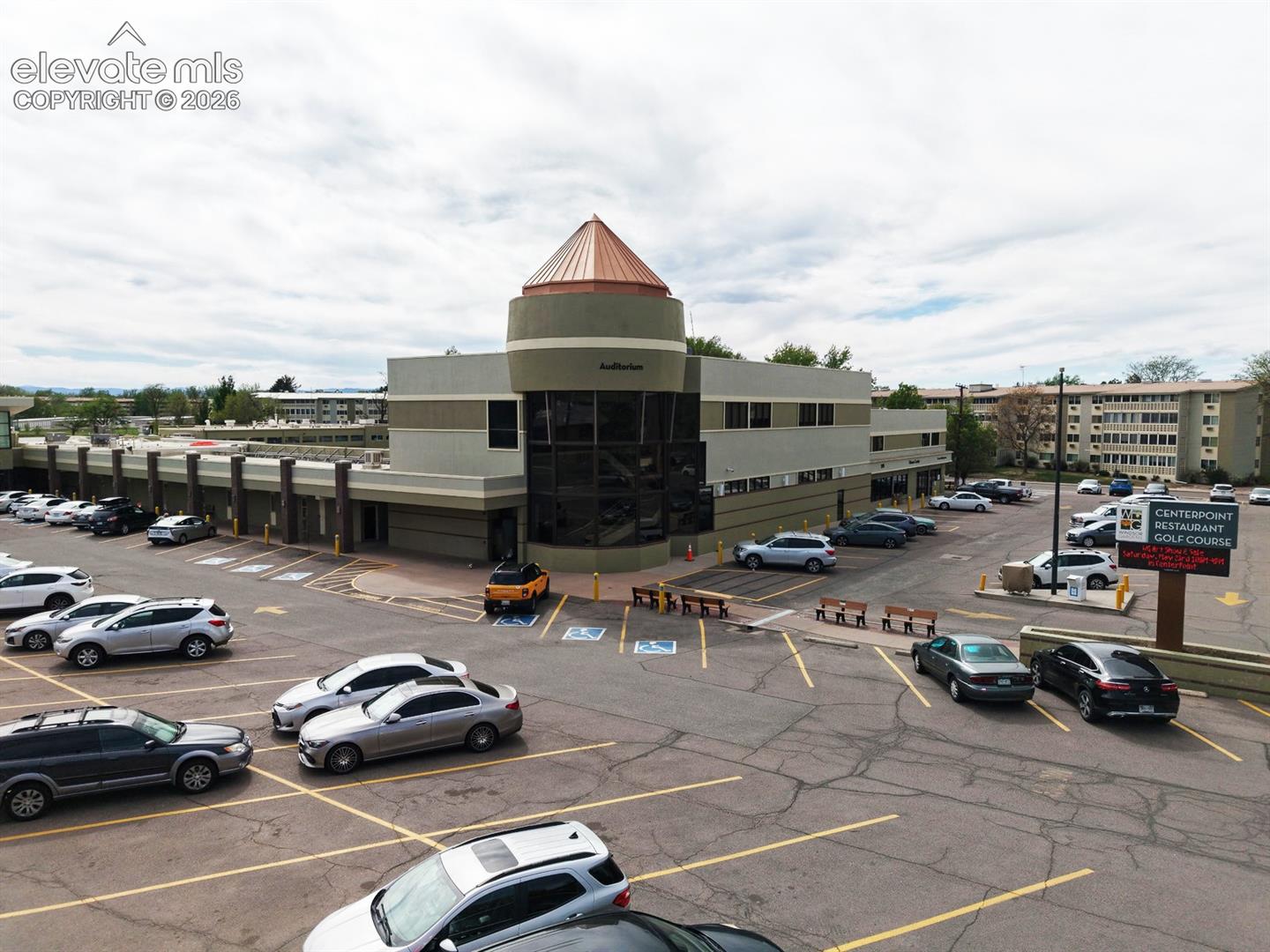 Your Garage and the Golf Course is a short walk across the street!