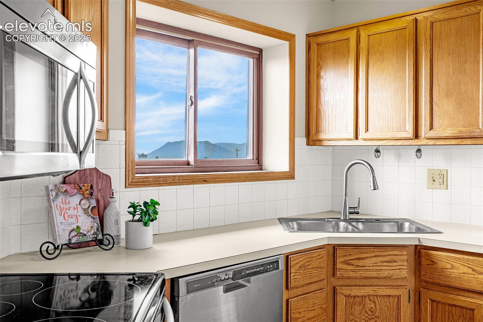 Photo 13 of 7448 Alameda Court, Colorado Springs