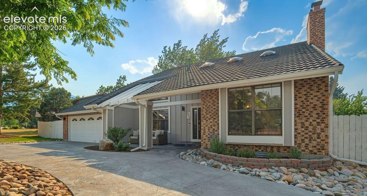 322 Cheyenne Mountain Blvd, Colorado Springs, CO 80906