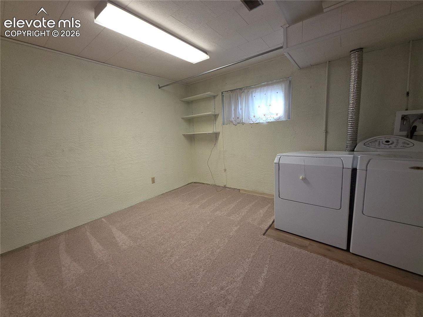 Laundry/storage