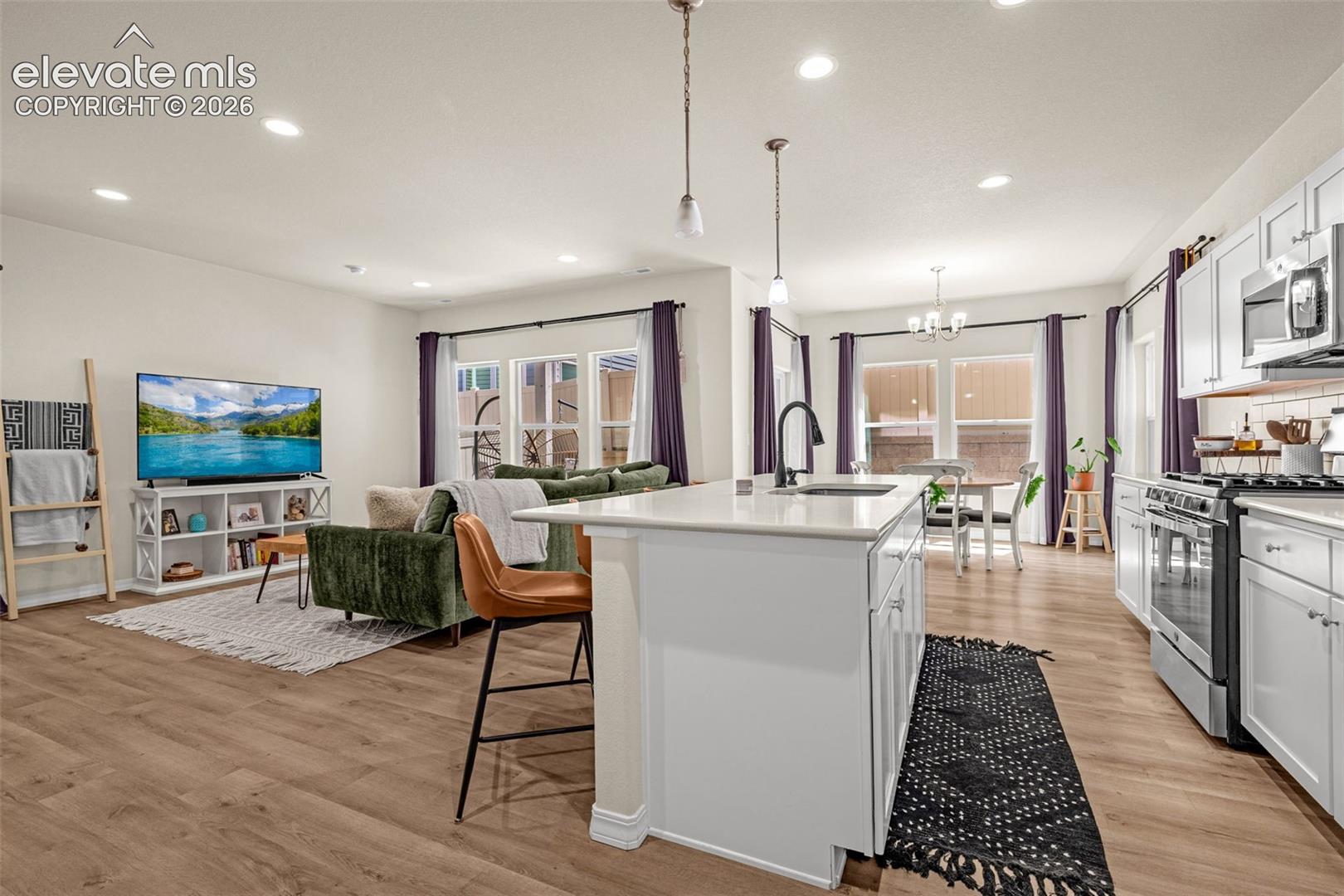 Photo 9 of 7827 Lathrop View, Colorado Springs