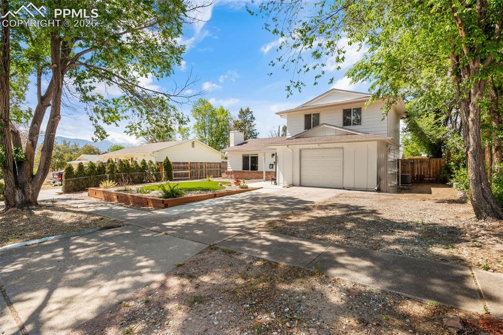 3002 Greenwood Cir, Colorado Springs, CO 80910