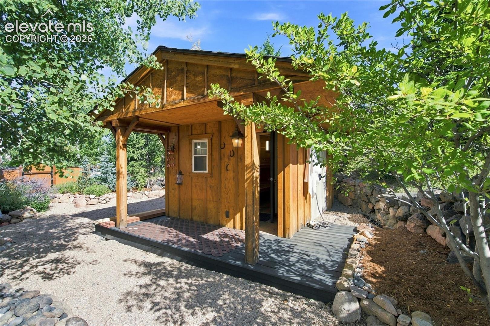 Custom Sauna w outdoor shower