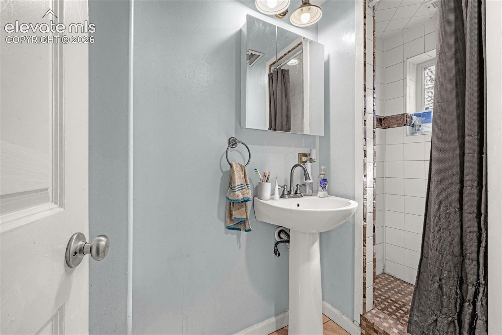 Photo 14 of 526 Bonfoy Avenue, Colorado Springs