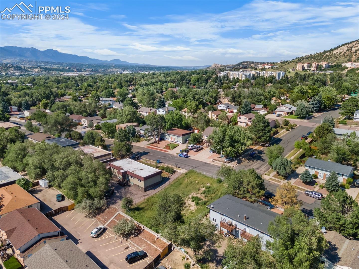 Photo 7 of 1085 Magnolia Street, Colorado Springs