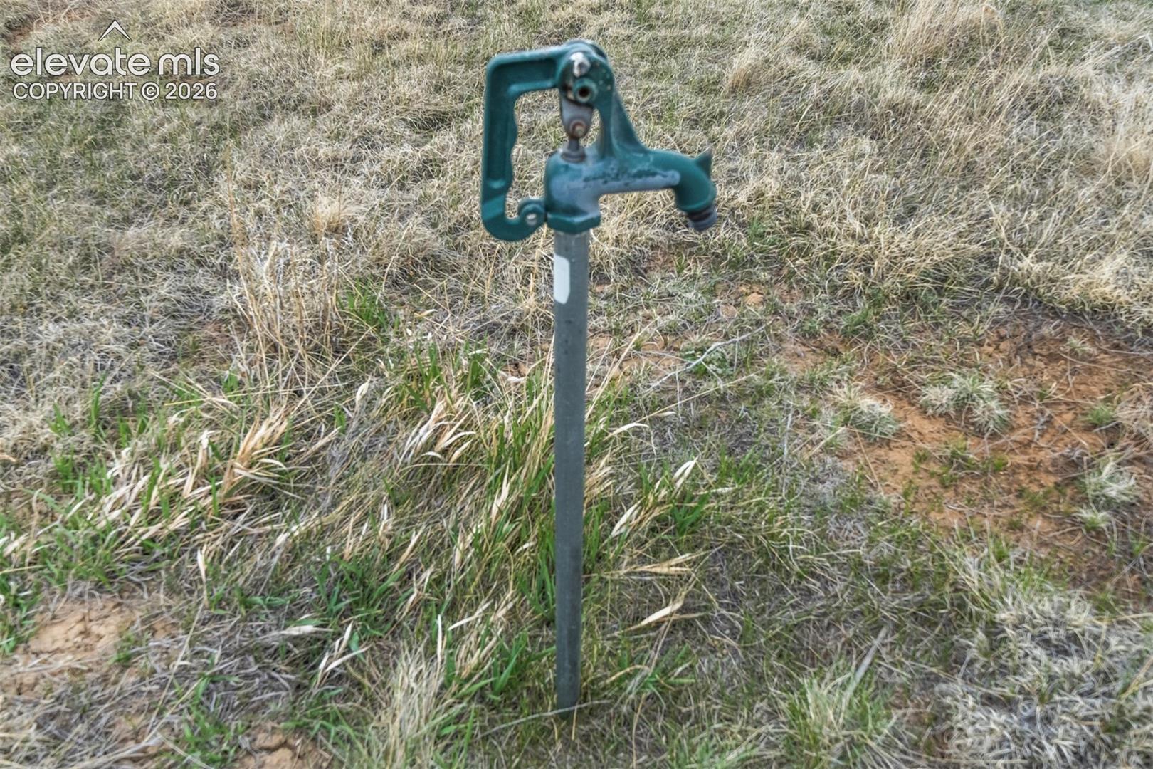 hydrant 