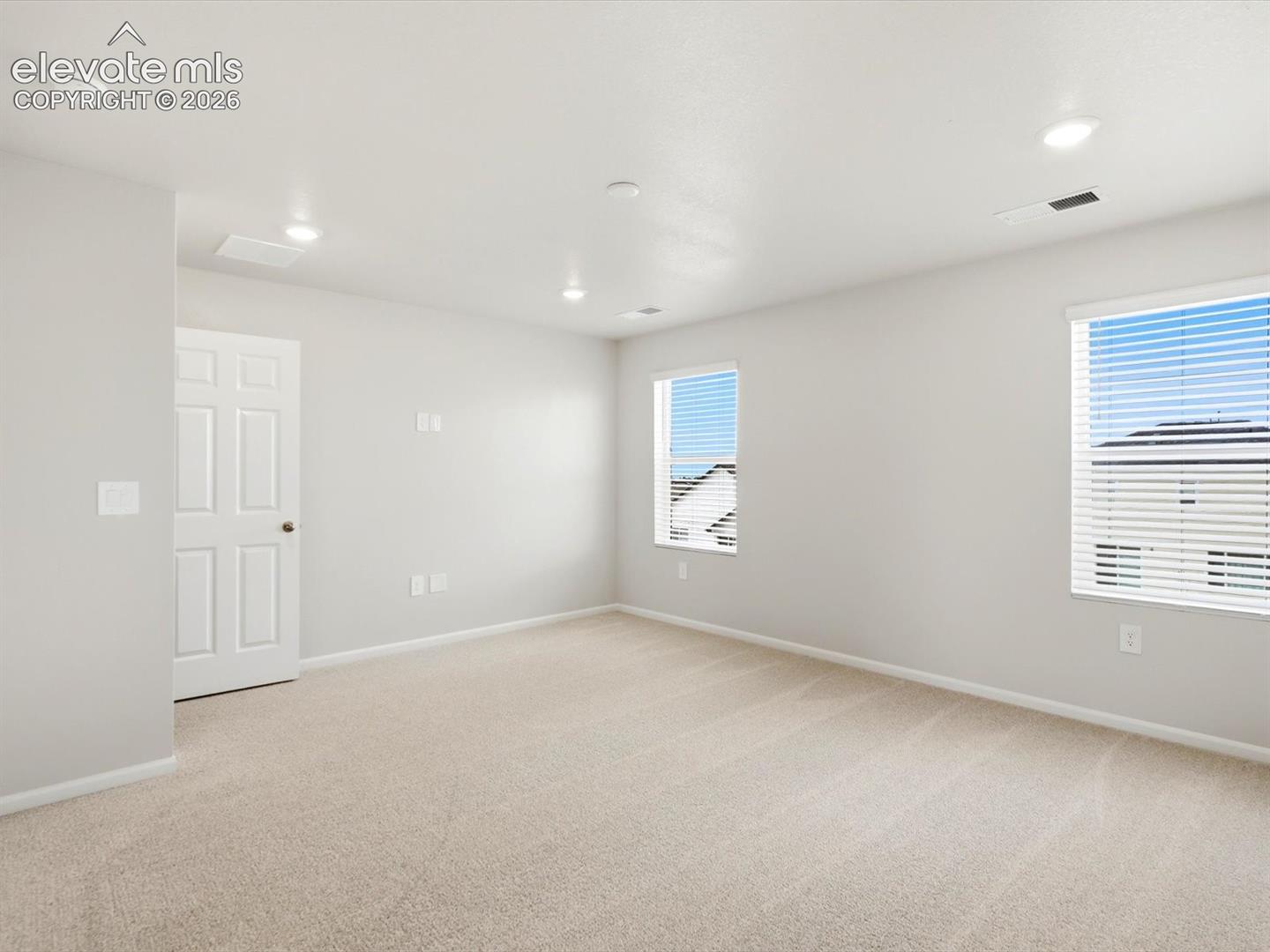 Photo 19 of 10082 HARTWOOD Drive, Peyton