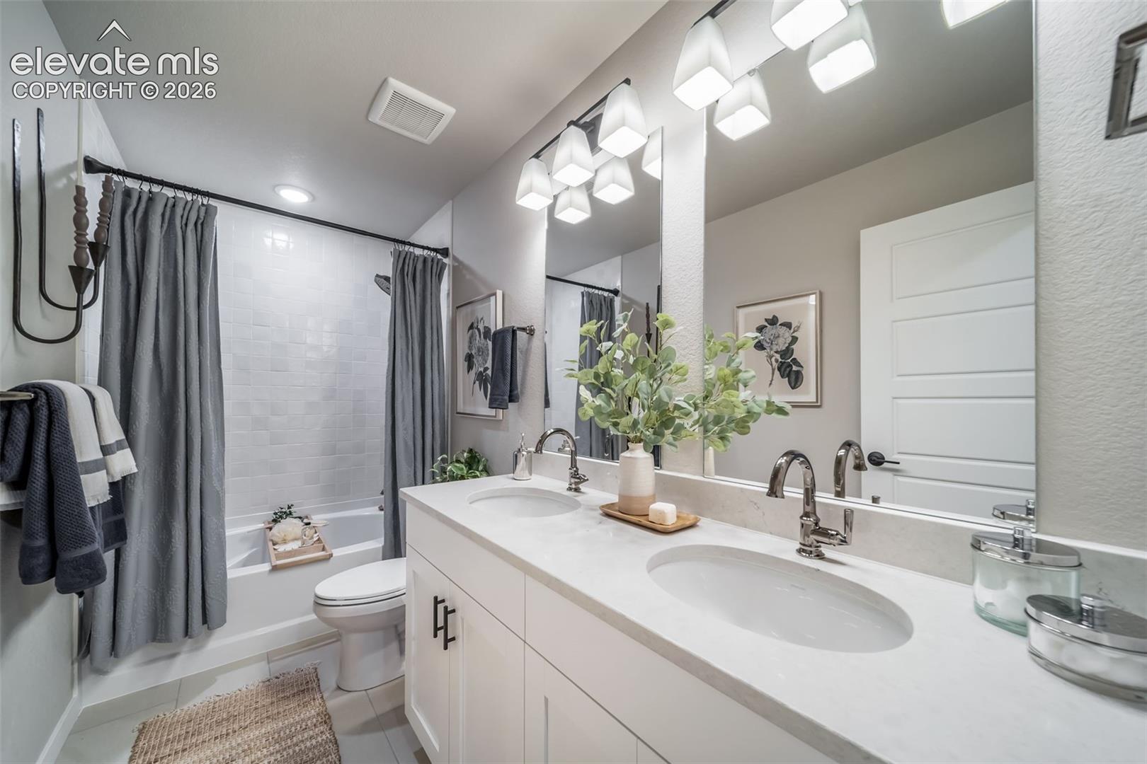 5755 Bowerman Ln, Colorado Springs, CO 80927