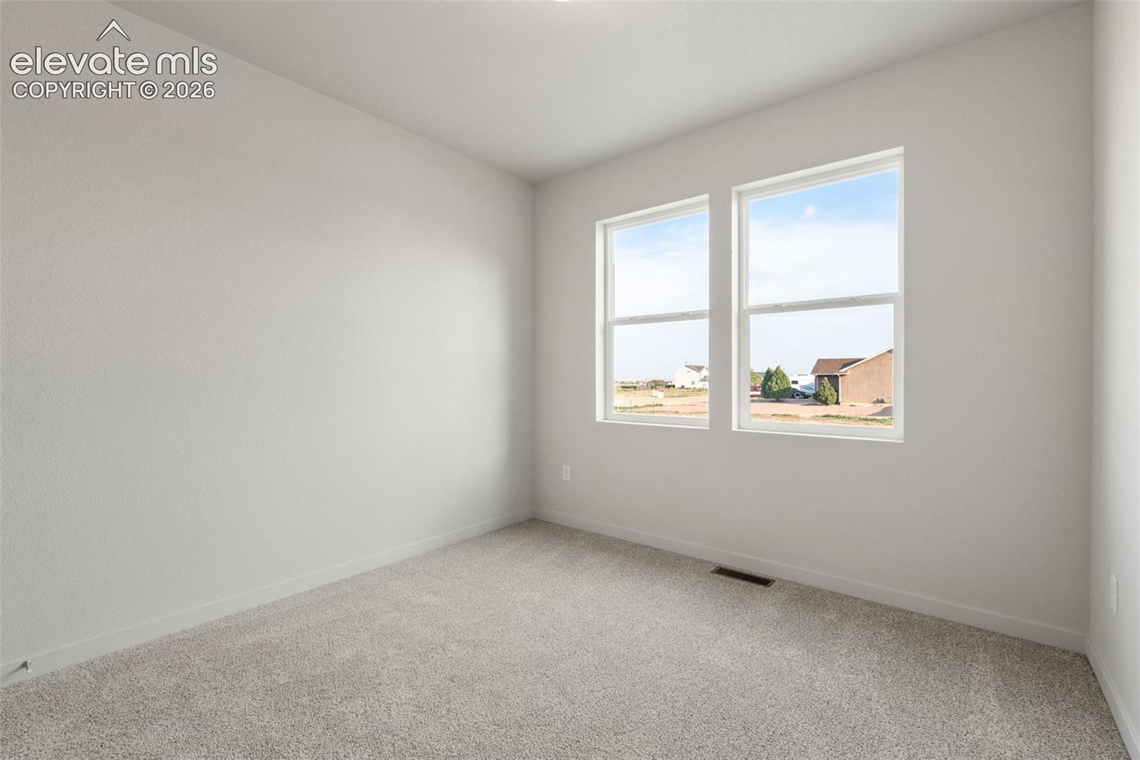 Photo 32 of 943 E Moonbeam Drive, Pueblo West