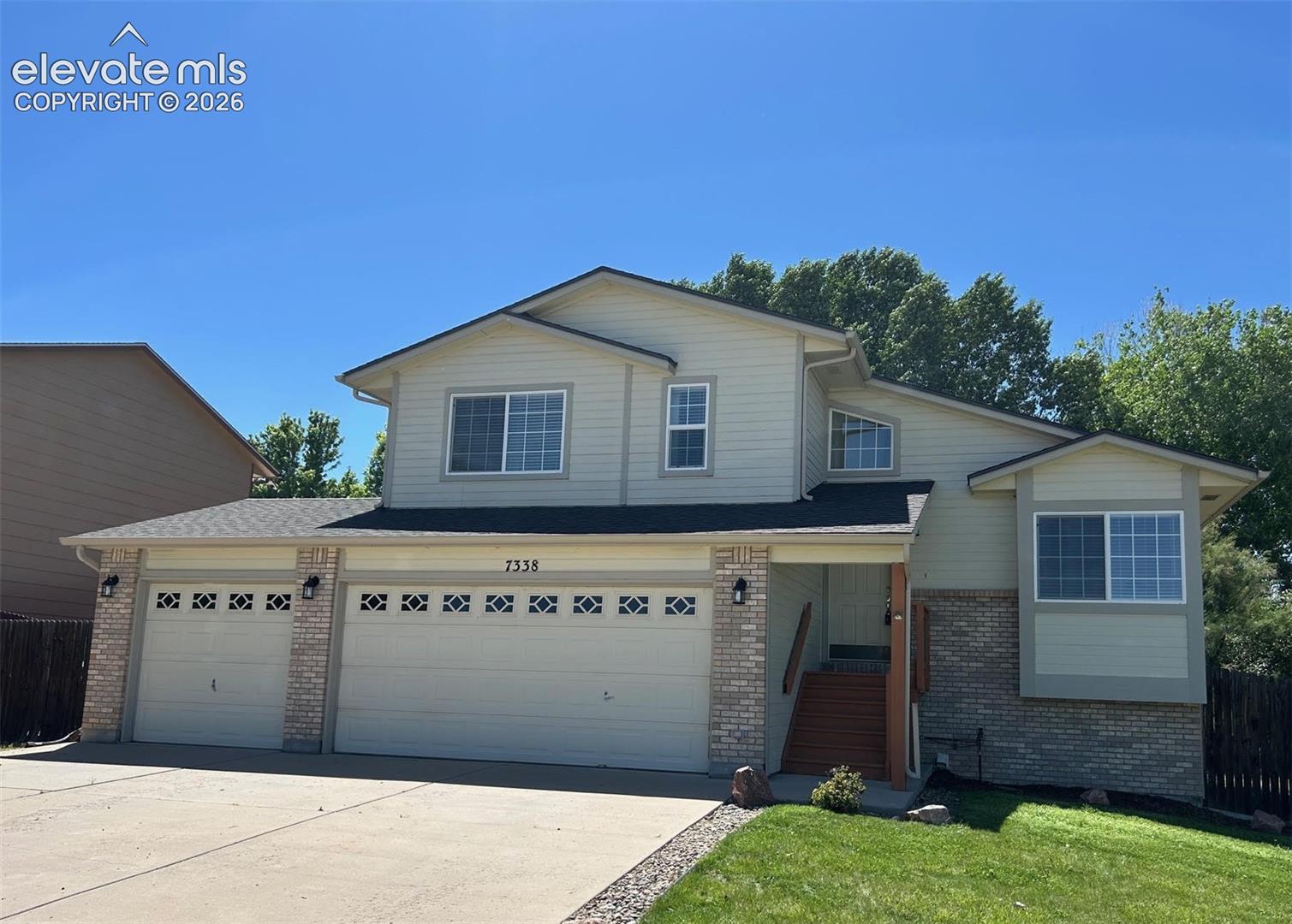 7338 Theresa Dr, Colorado Springs, CO 80925