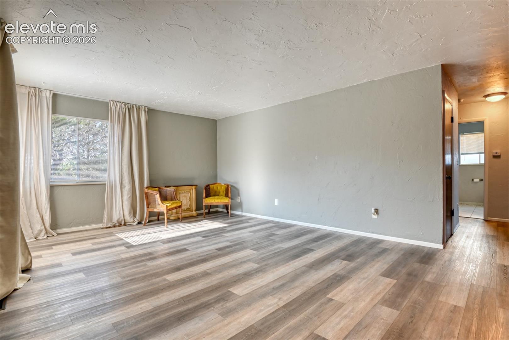 Photo 6 of 569 Red Cliff Road, Colorado Springs