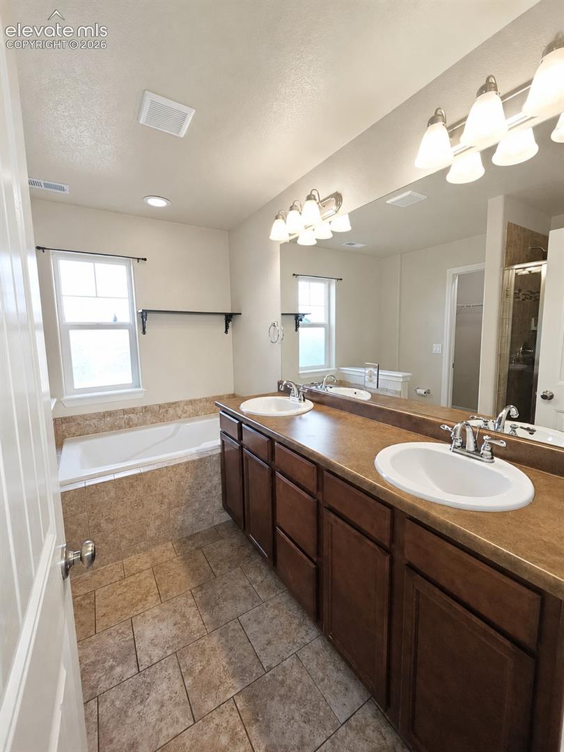 Photo 16 of 12029 Eagle Crest Court, Peyton