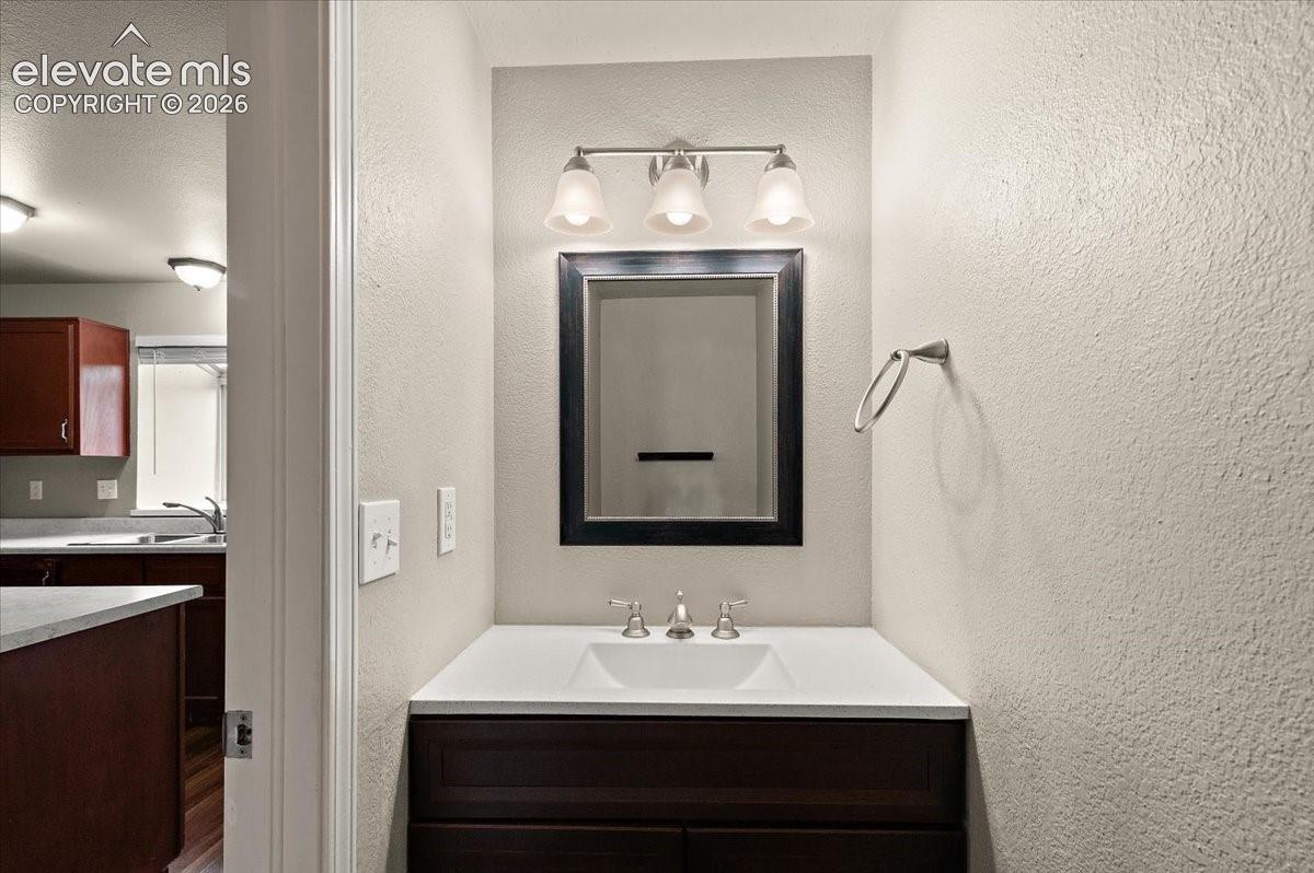 Photo 11 of 6848 Ravencrest Drive, Colorado Springs