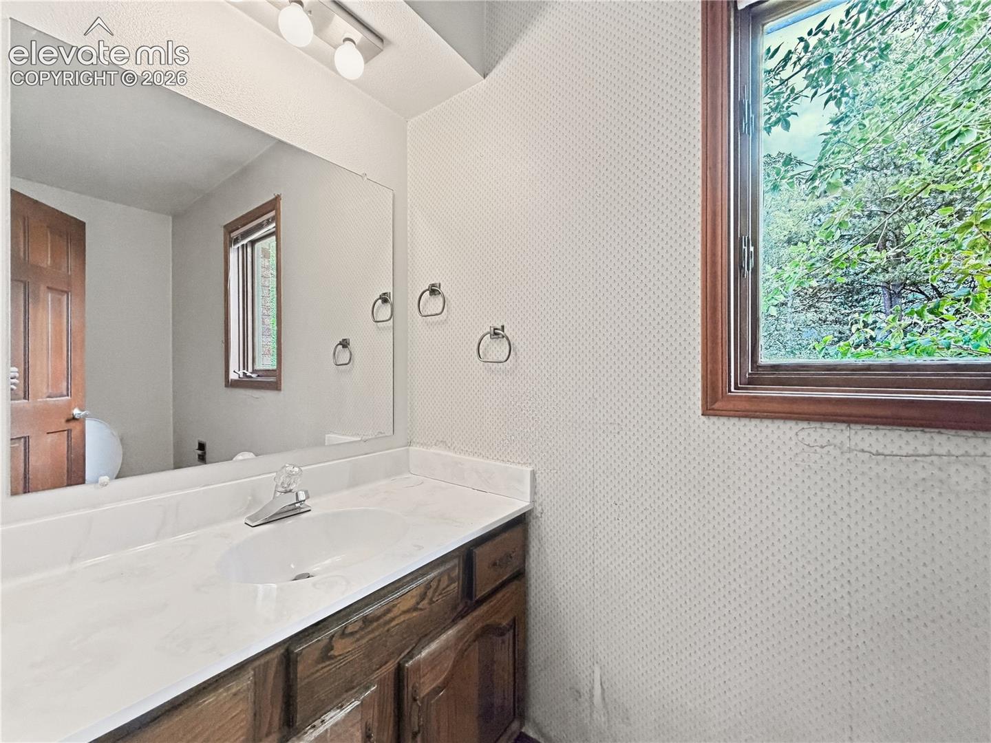 Photo 16 of 3015 Springmeadow Drive, Colorado Springs