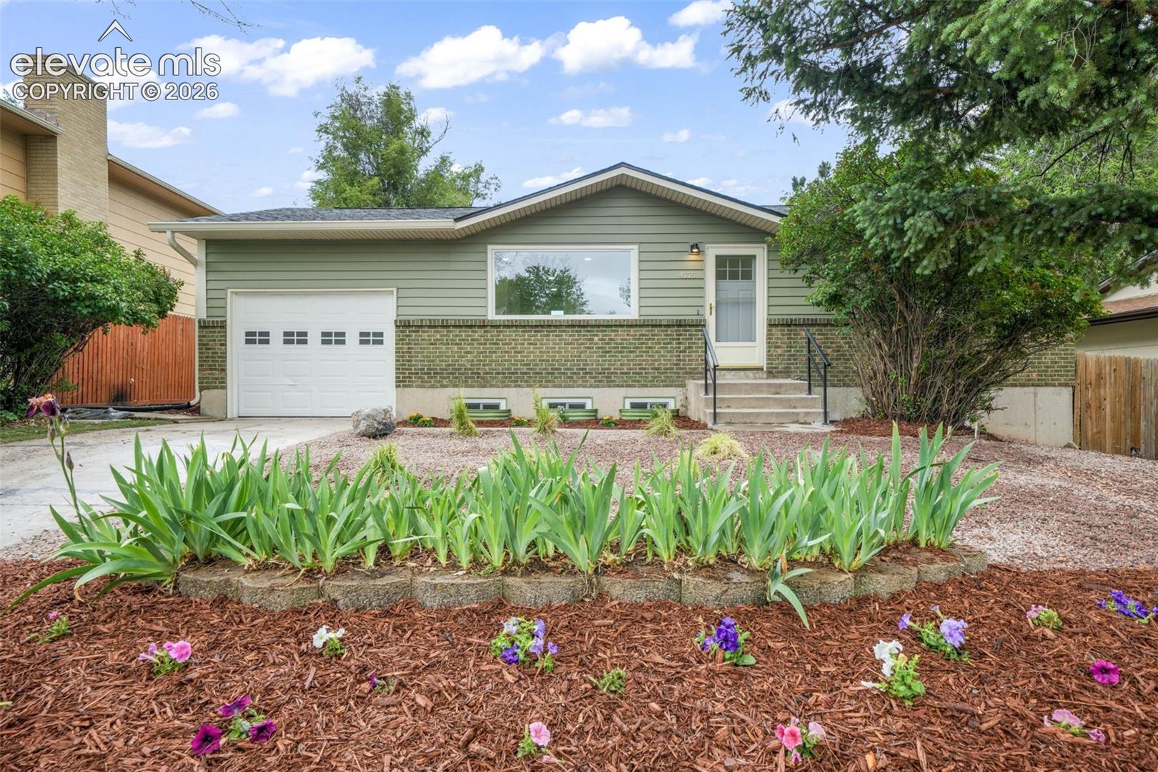 4775 Artistic Cir, Colorado Springs, CO 80917