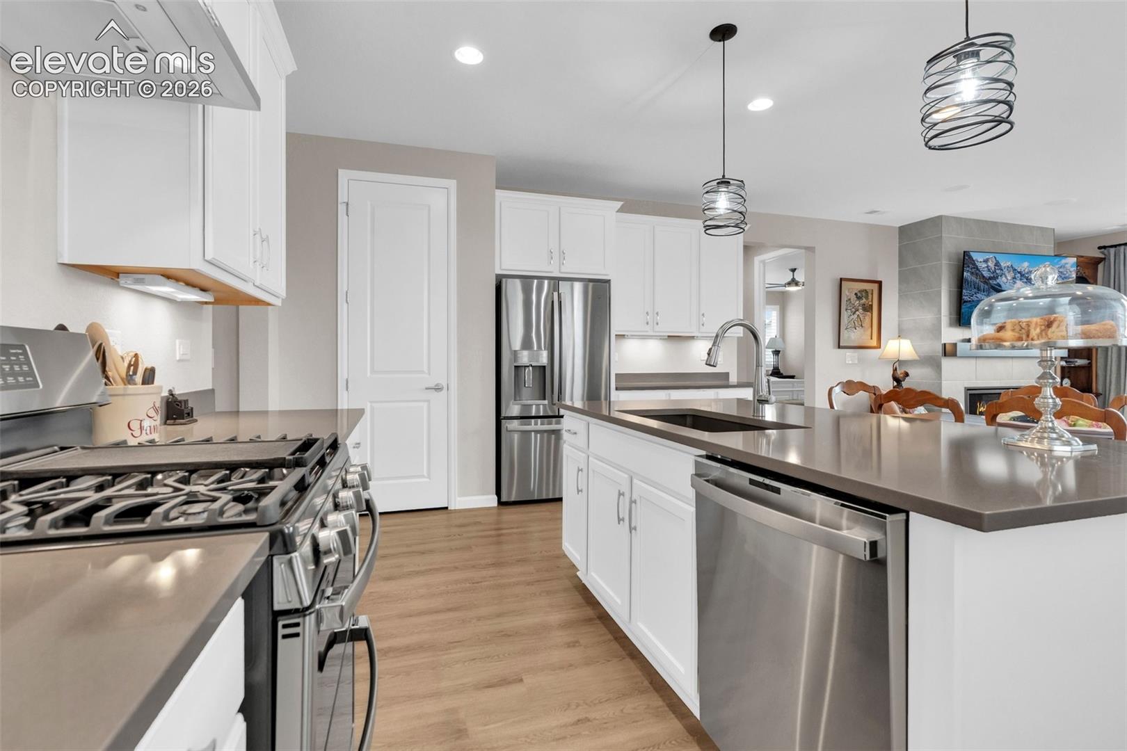 Kitchen and Island
