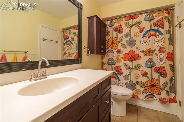 Photo 11 of 935 Saturn Drive #215, Colorado Springs