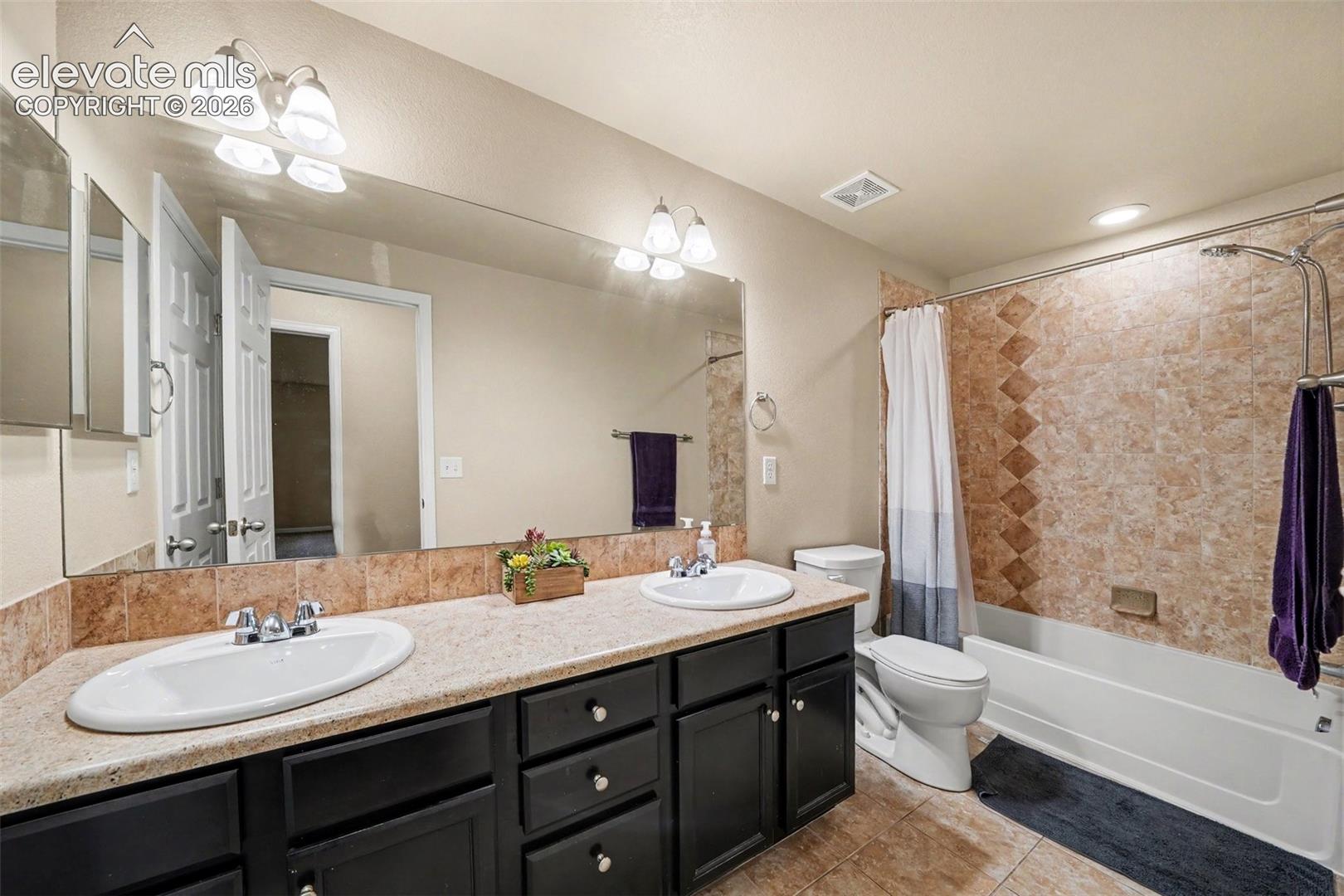 Full bath located in the walkout basement