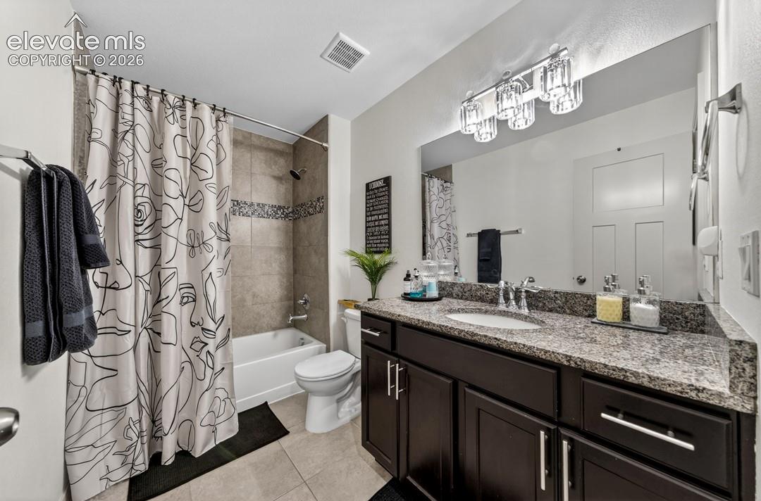 Upper level, granite, full bathroom
