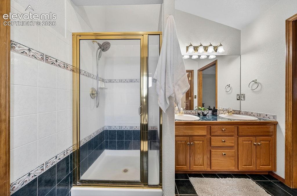 Primary bathroom, free standing shower