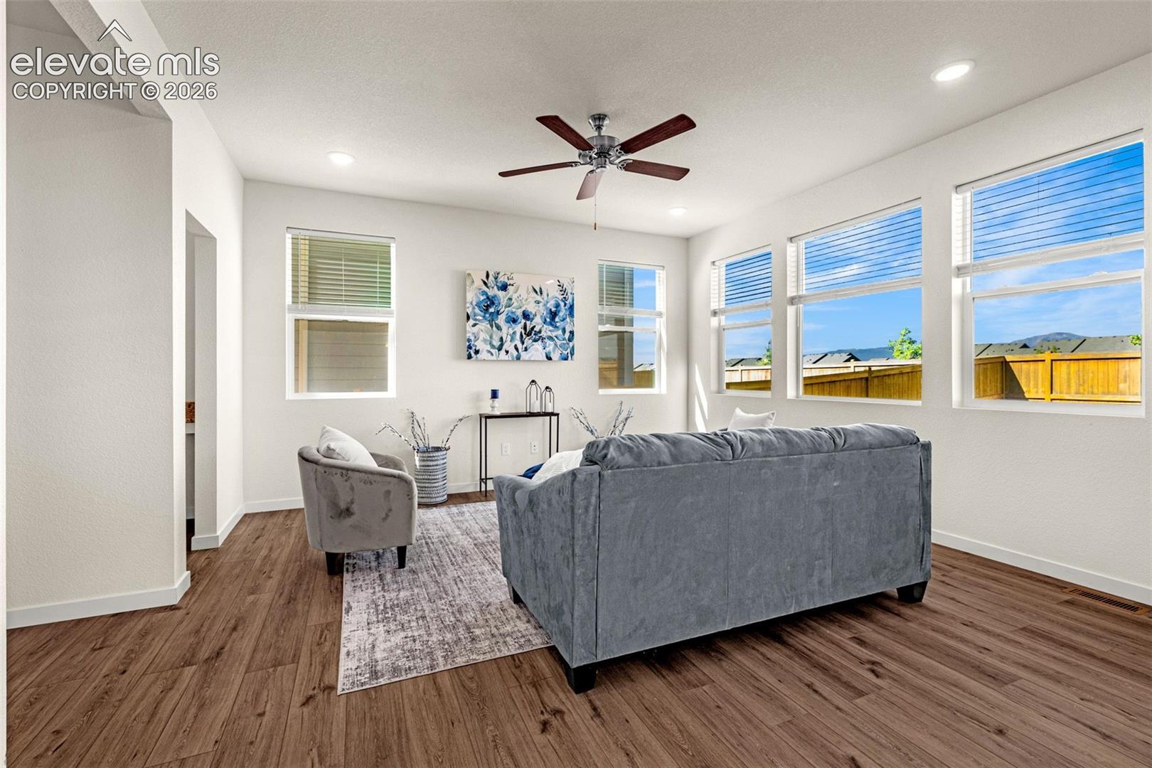 Photo 9 of 8122 Goldenray Place, Colorado Springs