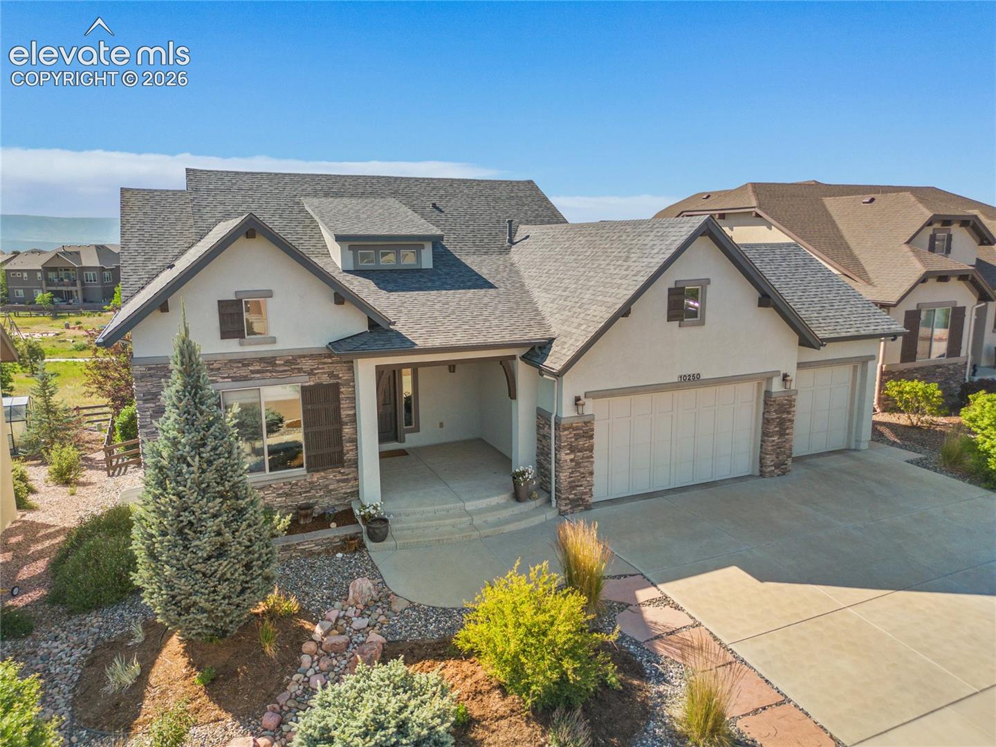 10250 Hewletts Gulch Ct, Colorado Springs, CO 80924