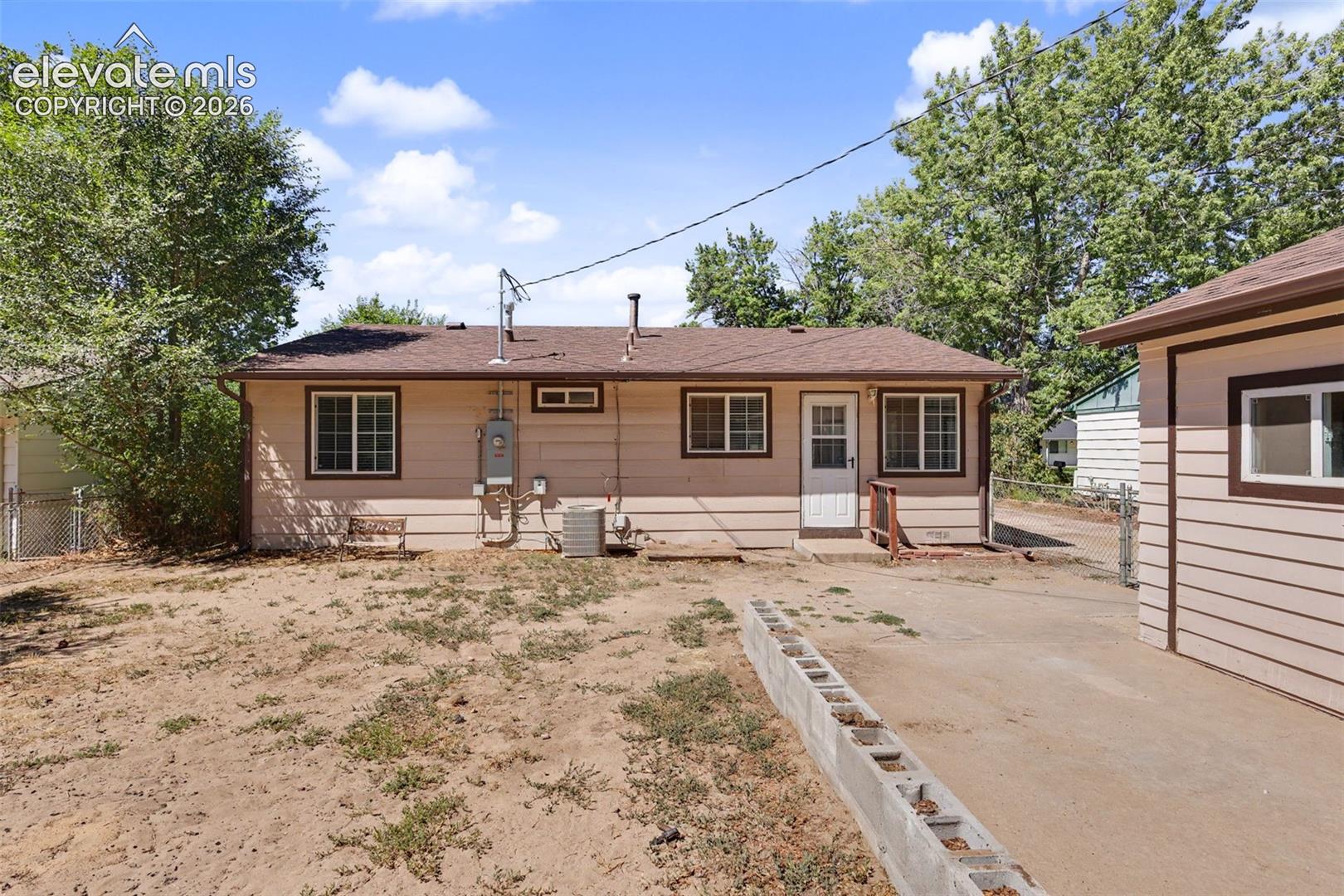 Photo 31 of 105 Linden Drive, Colorado Springs
