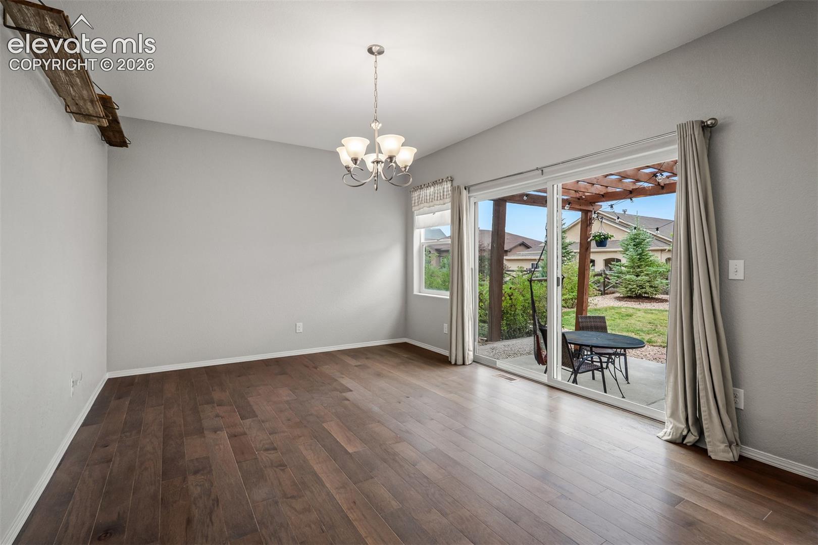7242 Lewis Clark Trail