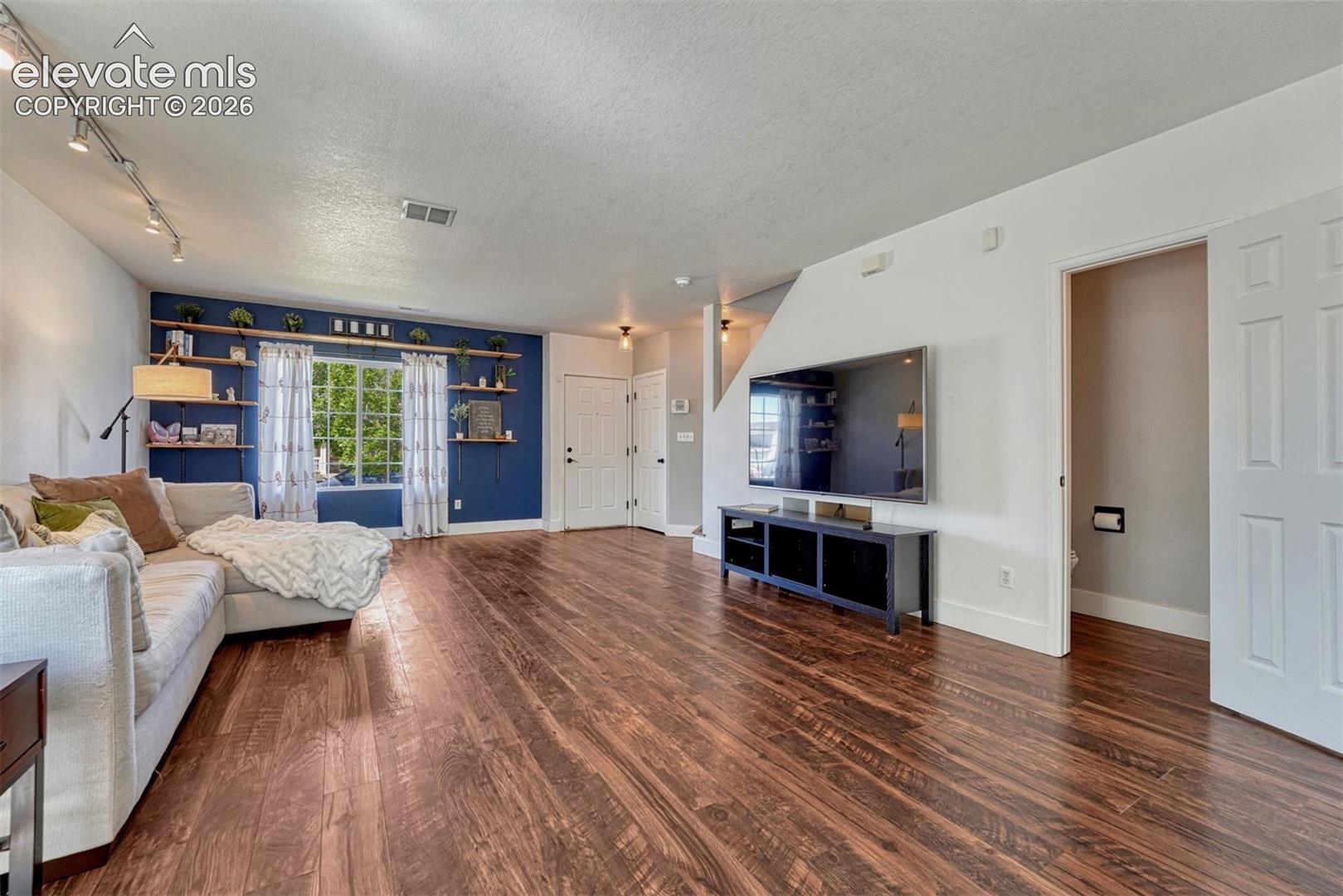 Photo 9 of 6201 Scottsbluff Drive, Colorado Springs