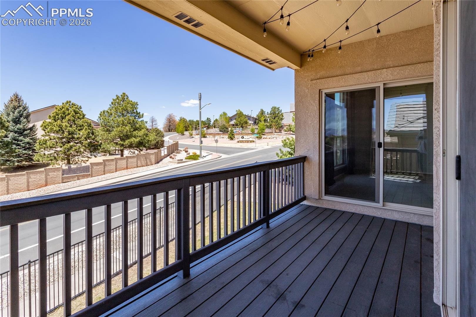 8270 Regiment Ct, Colorado Springs, CO 80920