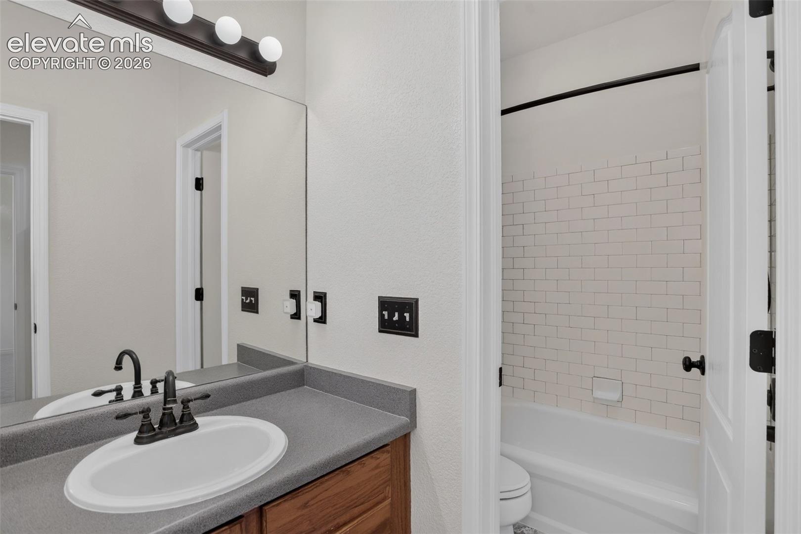 Primary bath has tub & shower combo