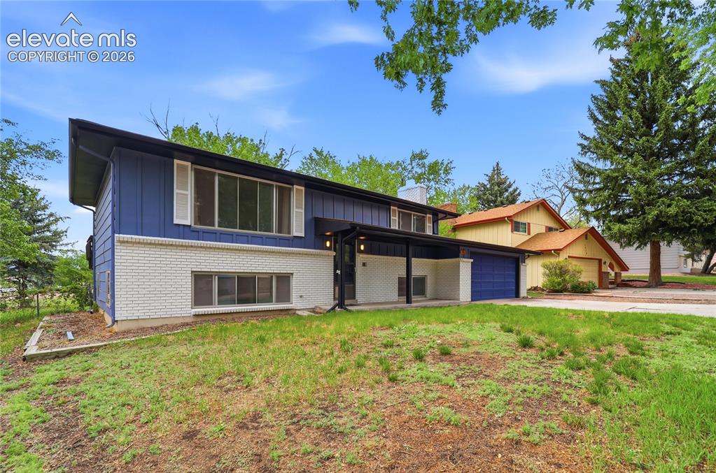 1406 Martin Dr, Colorado Springs, CO 80915