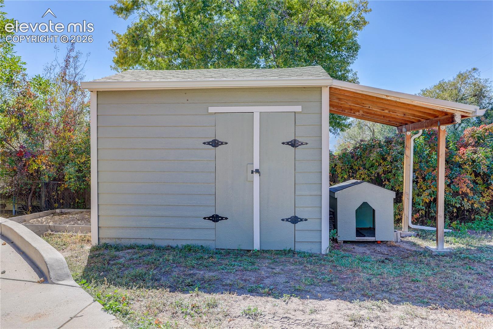 Storage shed