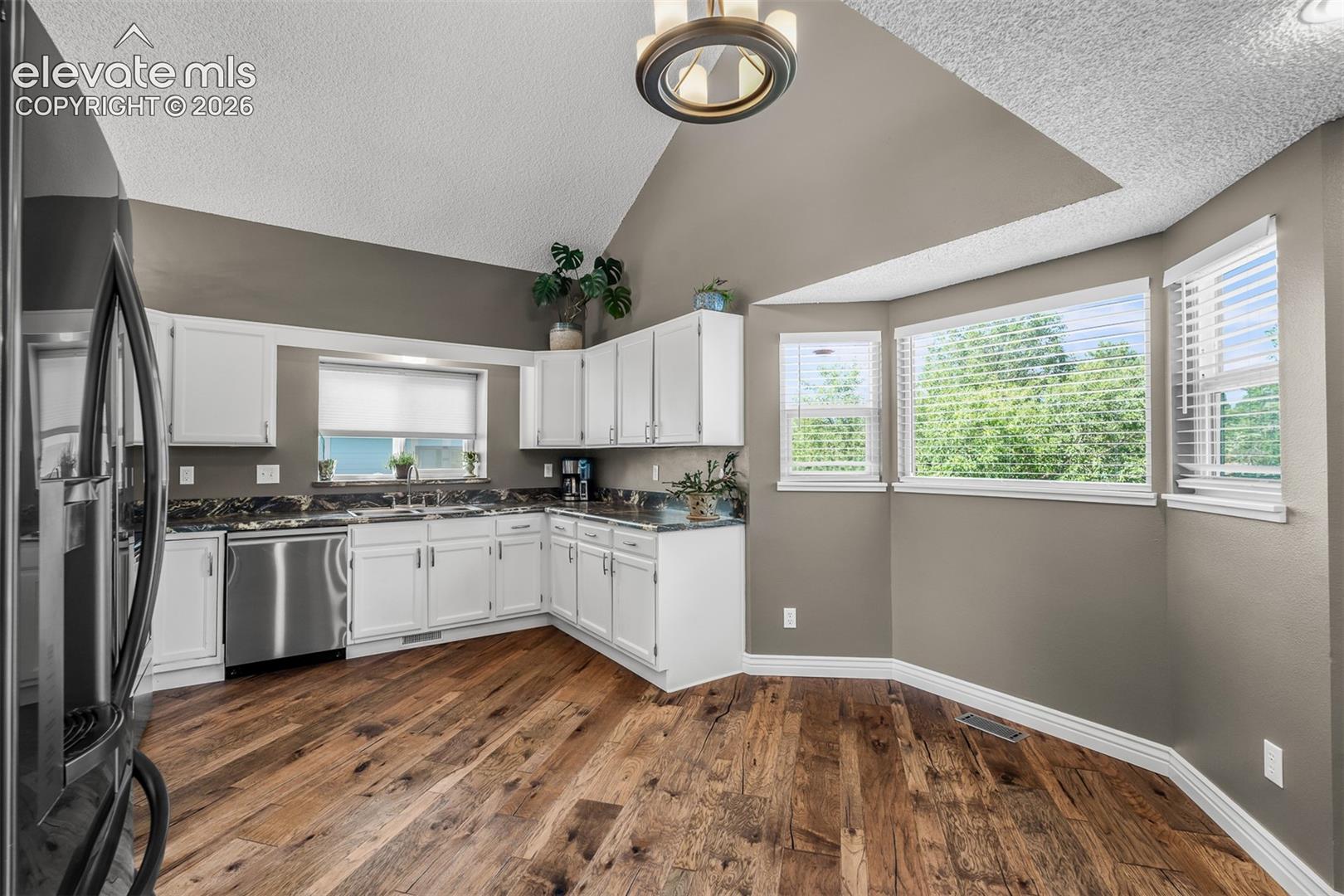 Photo 11 of 7810 Conifer Drive, Colorado Springs
