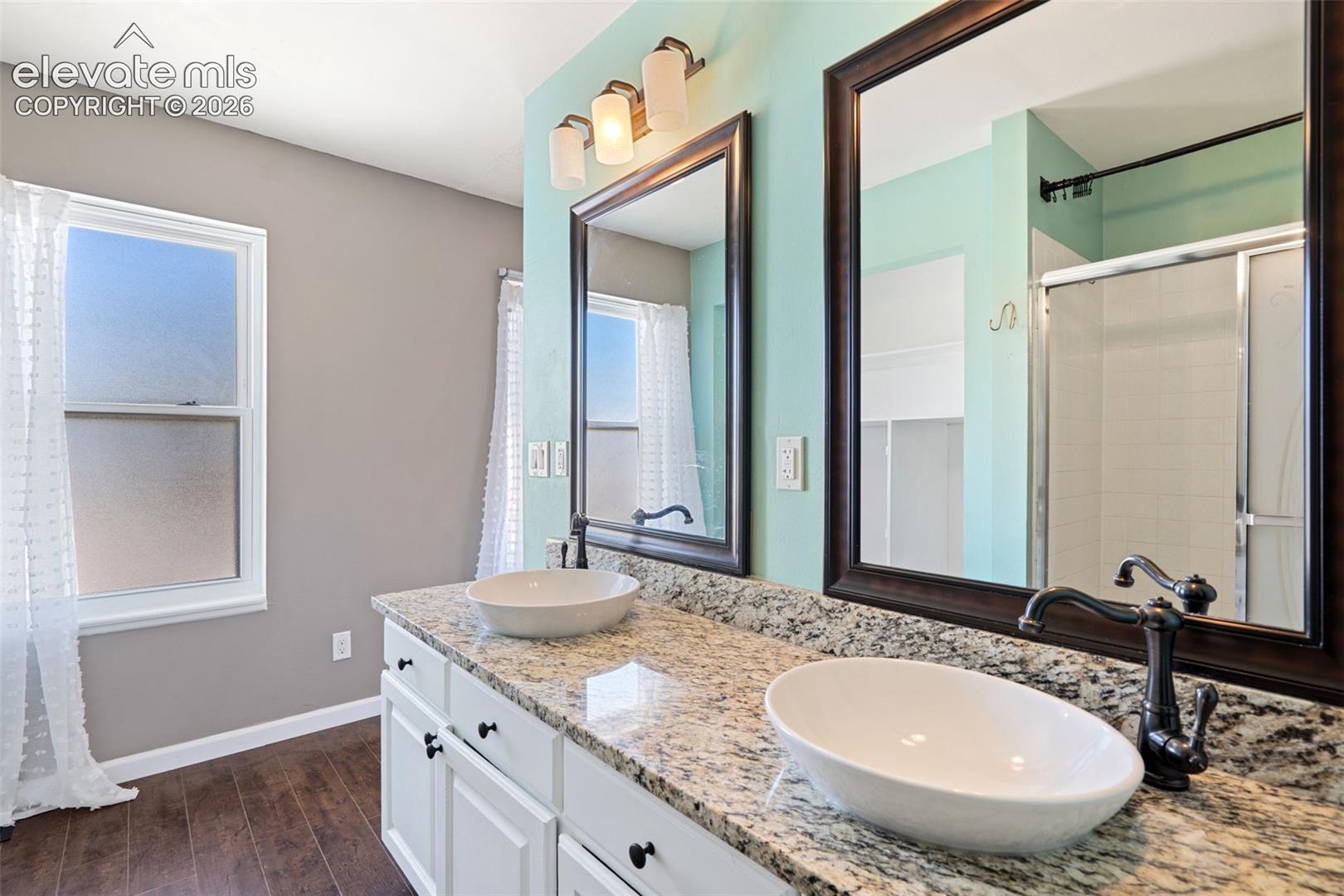 Photo 13 of 7542 RED MOUNTAIN Drive, Colorado Springs
