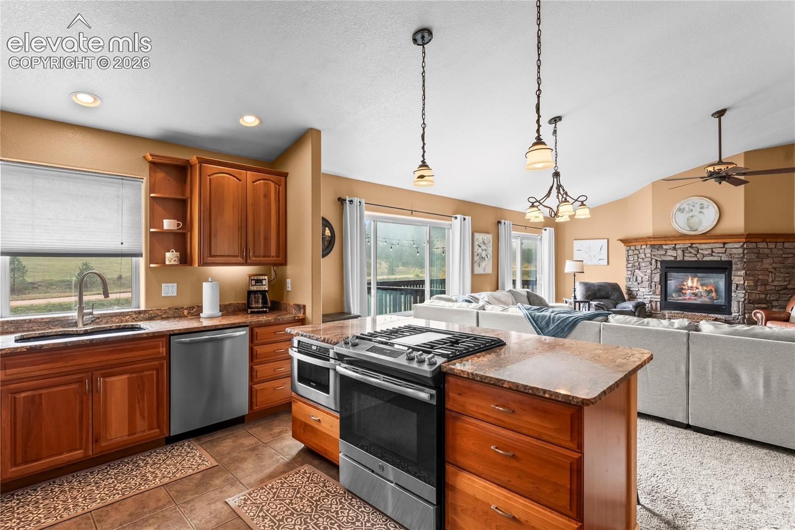 Photo 13 of 15160 W Highway 24, Woodland Park