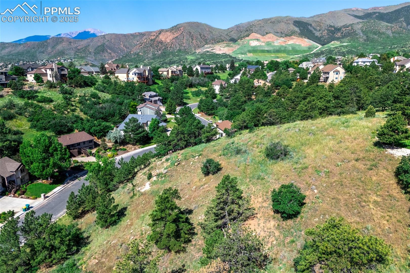 Photo 17 of 7137 Oak Valley Drive, Colorado Springs