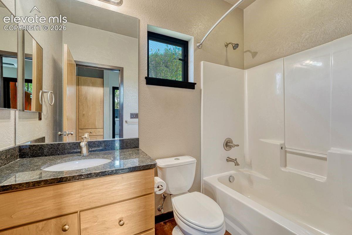 Photo 33 of 823 E Cucharras Street, Colorado Springs