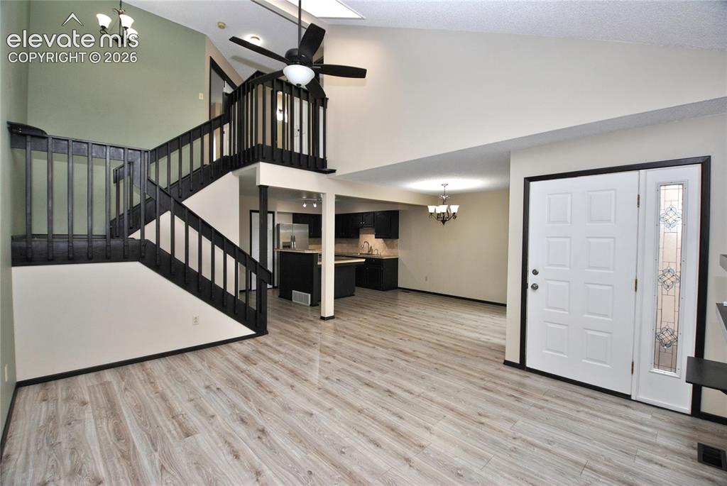 6109 Pine Hill Dr, Colorado Springs, CO 80918