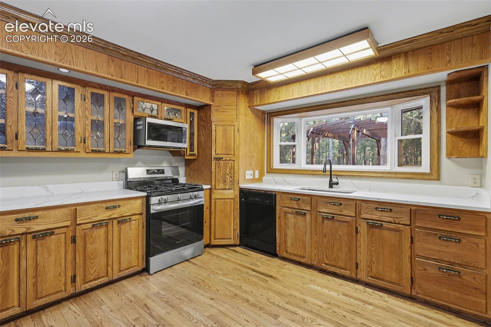 Photo 9 of 3375 Pinehurst Circle, Colorado Springs
