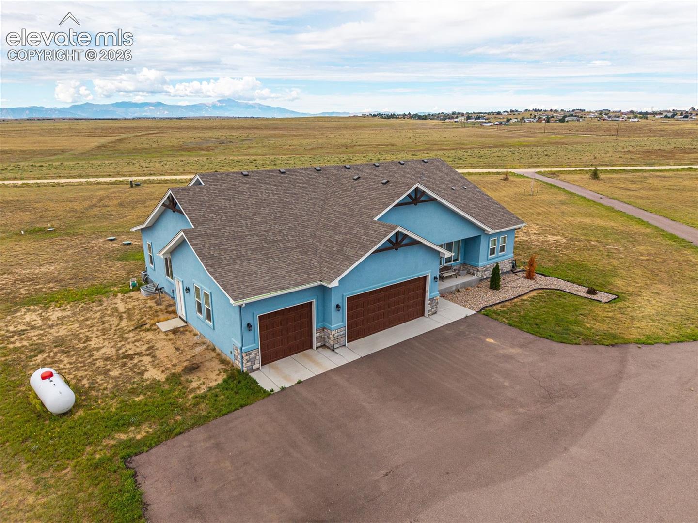 Photo 43 of 3445 Antelope Hill View, Peyton