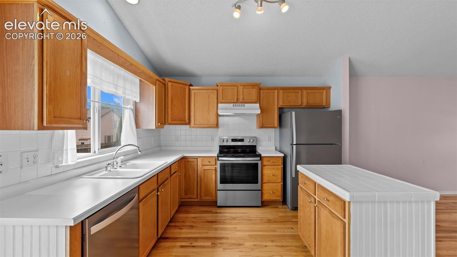 Photo 10 of 6020 Fossil Drive, Colorado Springs
