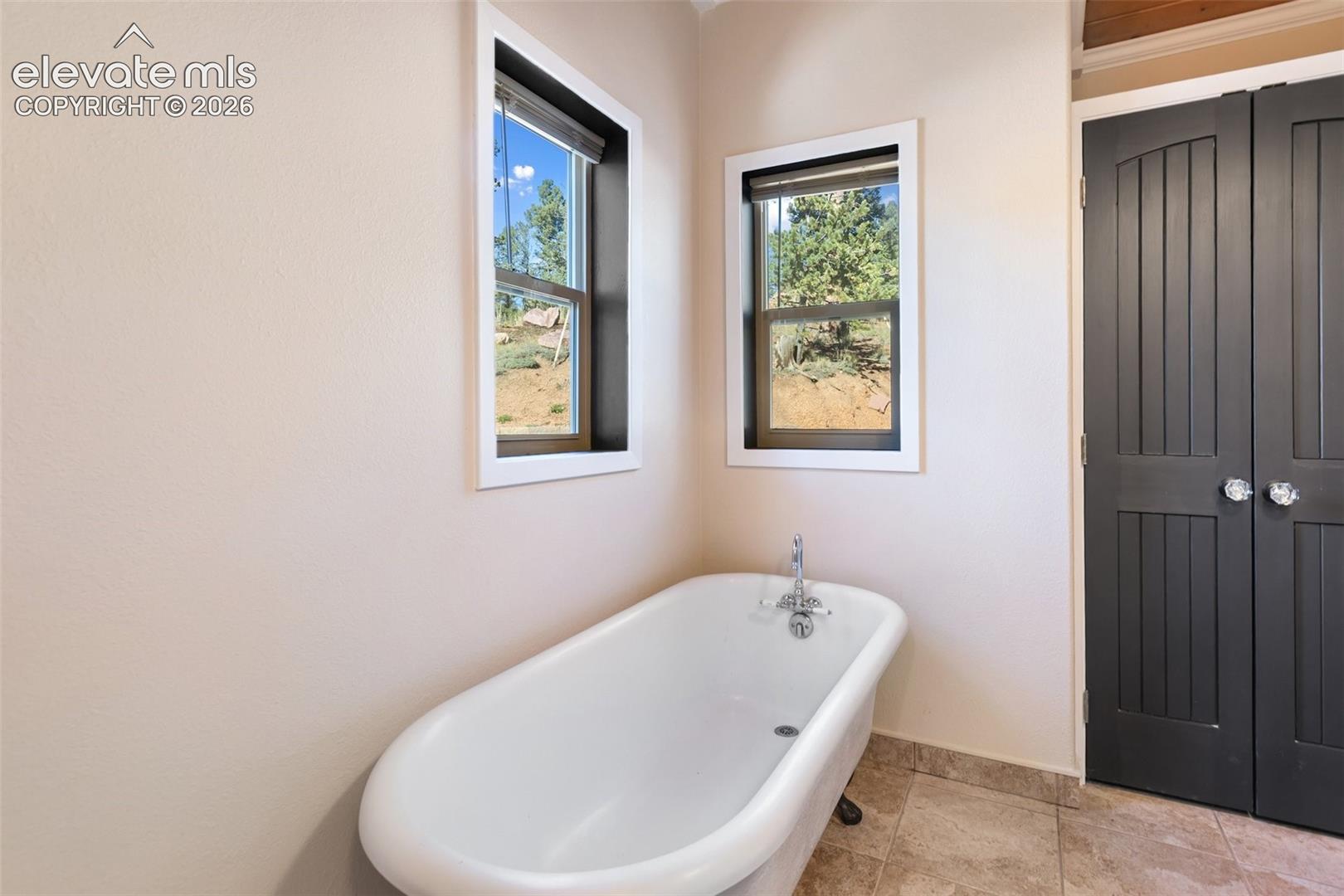 Primary bath with soaking tub