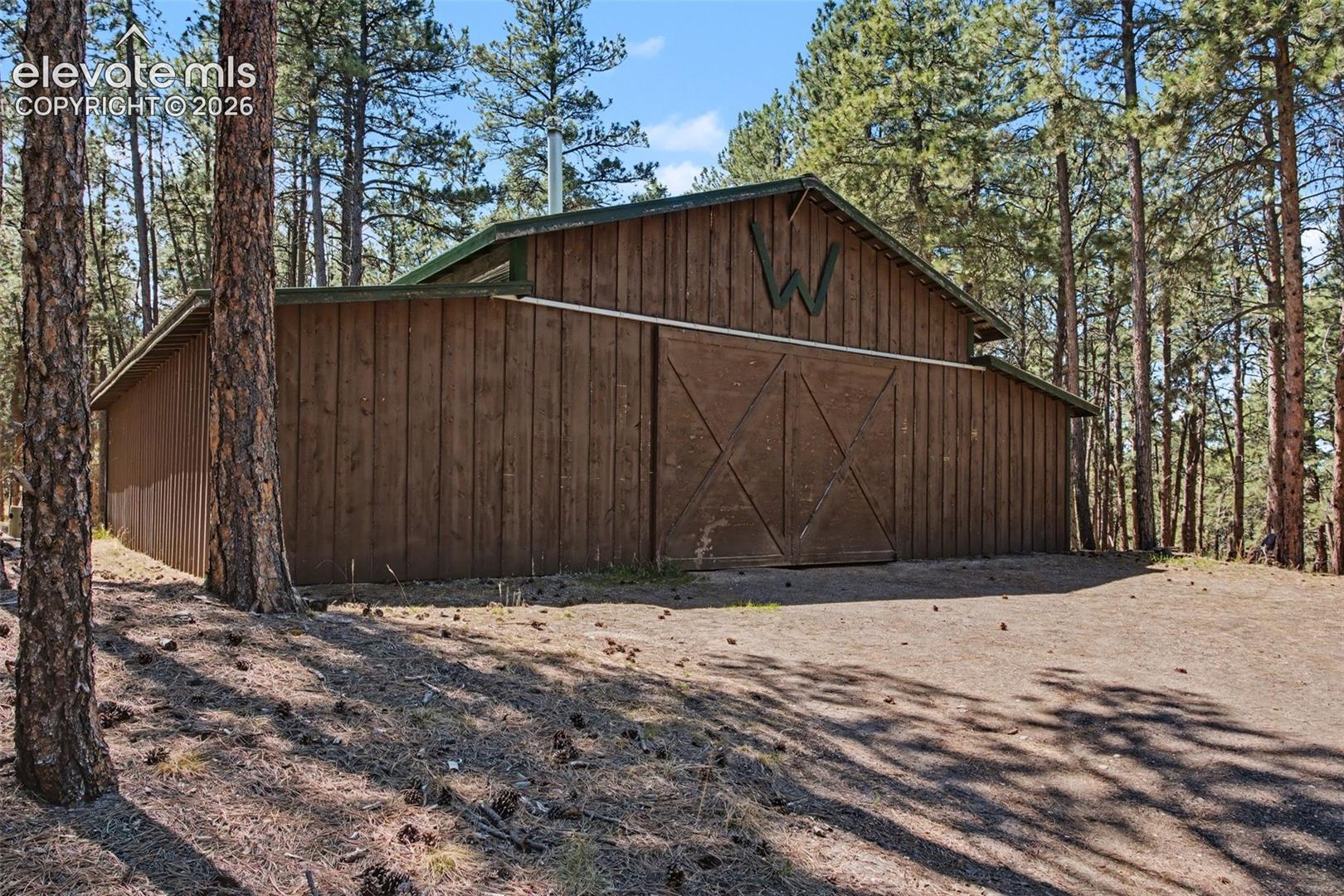 4 stall 40 x 50