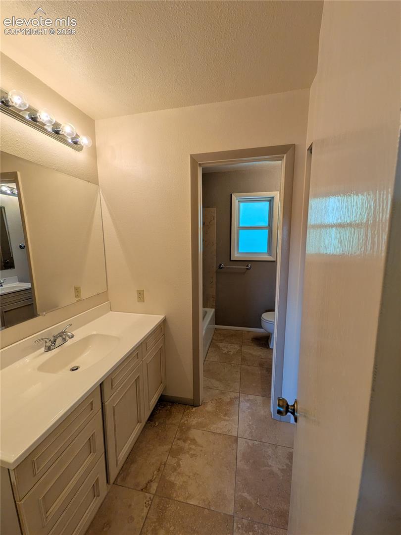 Hall bathroom Unit 15050