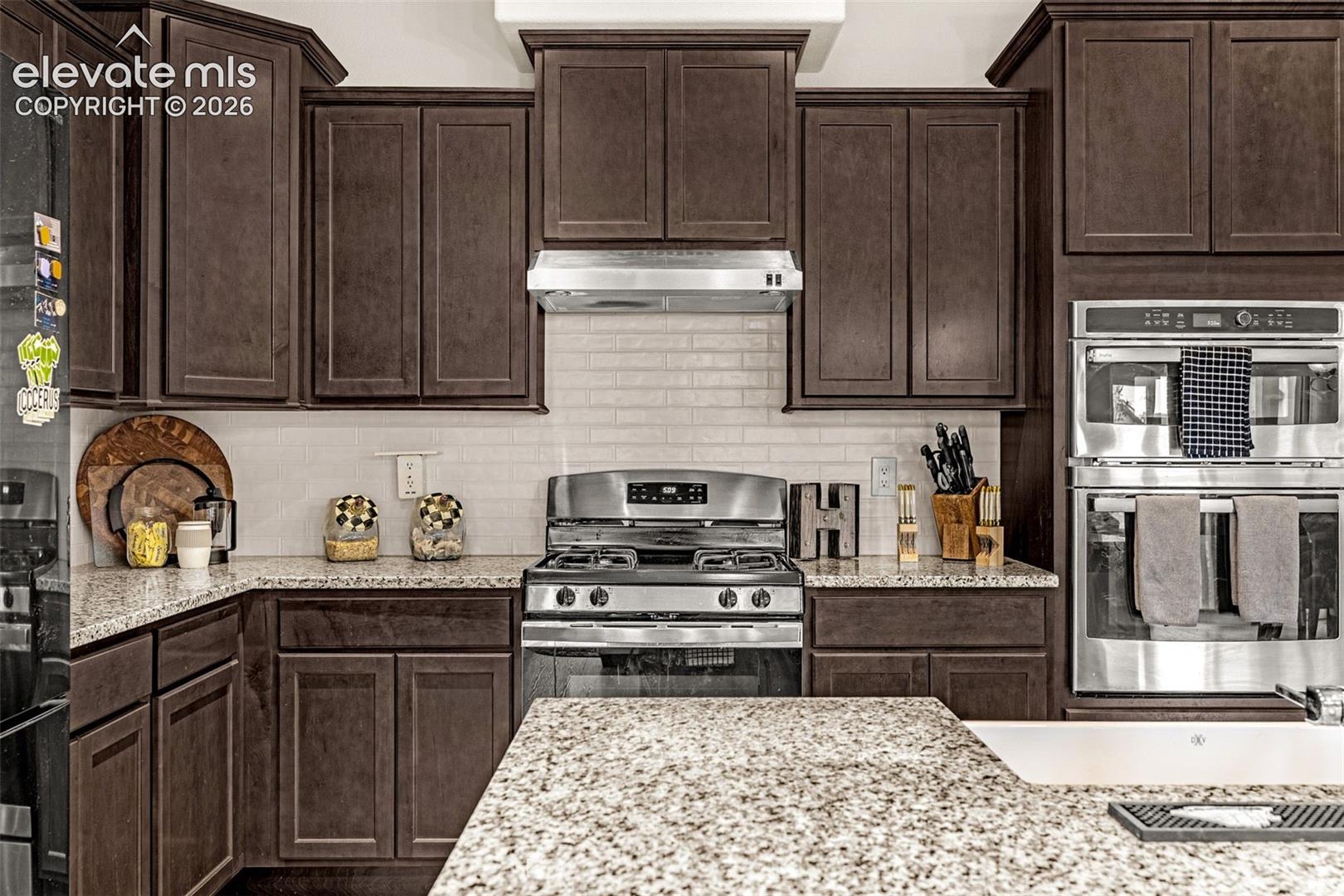 Photo 11 of 10301 Sharon Springs Drive, Colorado Springs