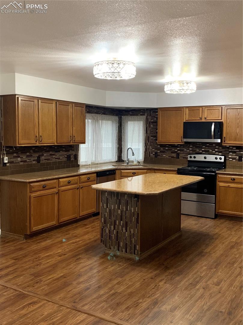 Photo 10 of 2945 Frazier Lane, Colorado Springs